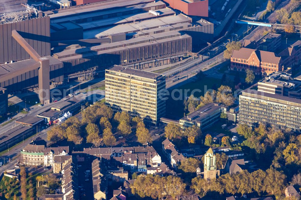 Duisburg from the bird's eye view: Listed office and commercial building - high-rise complex of today's Thyssenkrupp Steel Europe AG on Kaiser-Wilhelm-Strasse in Duisburg in the Ruhr area in the federal state of North Rhine-Westphalia, Germany