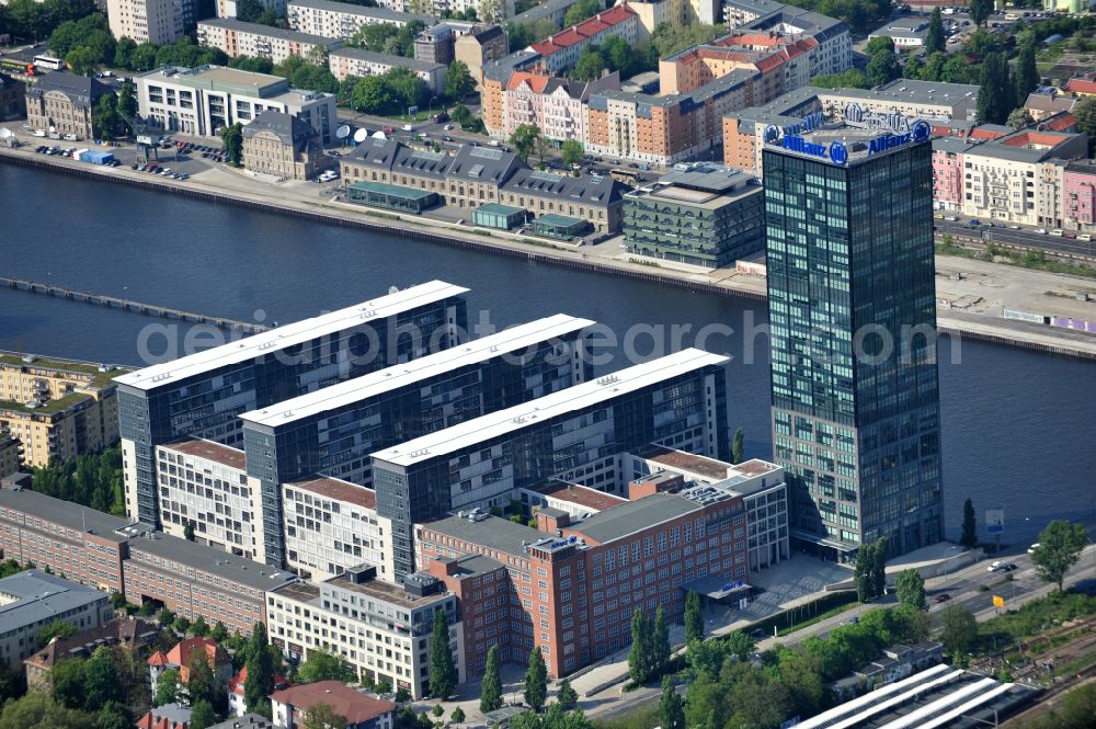 Aerial image Berlin - Office buildings and commercial high-rise complex Treptower on street An den Treptowers in the district Treptow in Berlin, Germany
