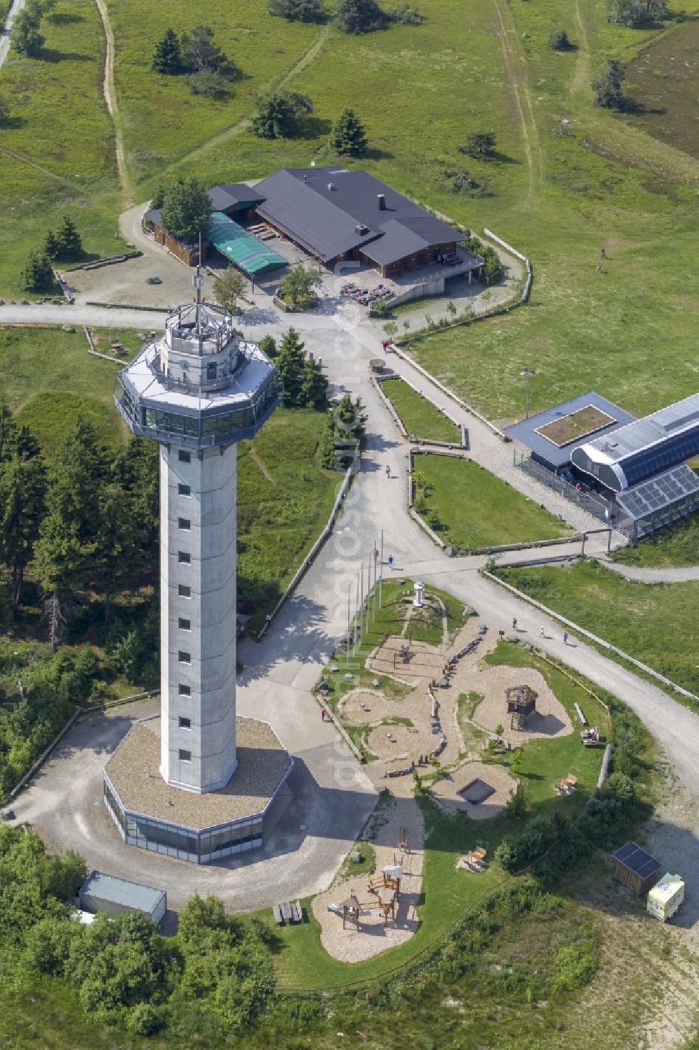 Willingen from above - Hochheide tower, the Ettelsberg mountain hut and the cableway station on the Ettelsberg in Willingen in Hesse