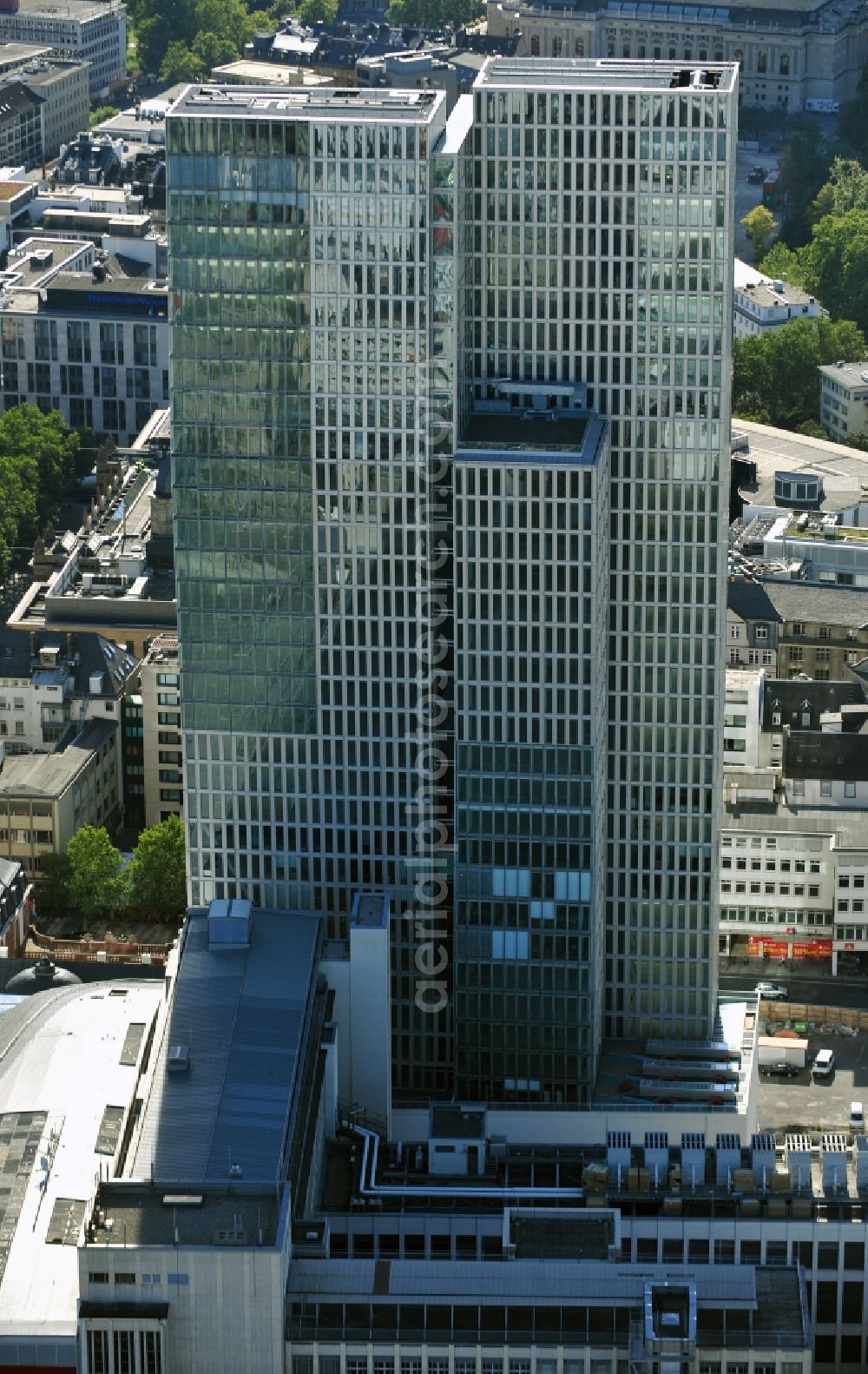 Aerial image Frankfurt am Main - View of the skyscrapers on the palace district in central Frankfurt / Main in Hesse. Construction company was the BAM Germany AG