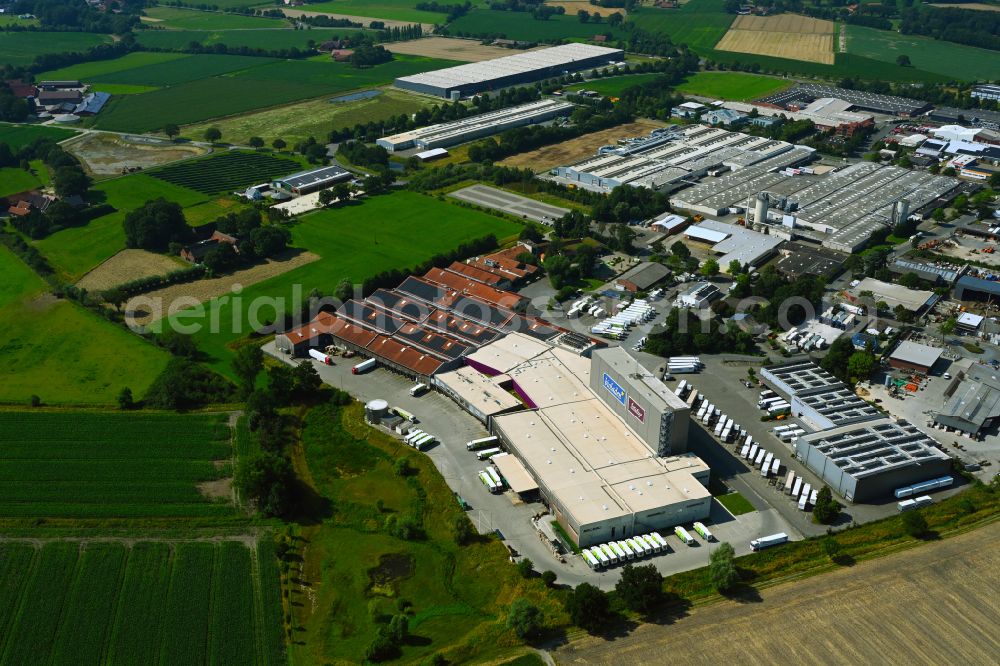 Aerial photograph Coesfeld - High-bay warehouse building complex and logistics center on the premises the organic wholesaler Weiling on street Erlenweg in Coesfeld in the state North Rhine-Westphalia, Germany