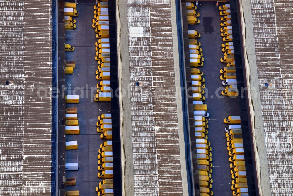 Hamburg from above - High-bay warehouse building complex and logistics center on the premises of DHL AG - Deutsche Post in the district Altona in Hamburg, Germany