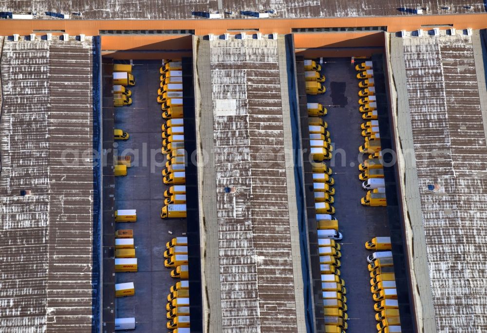 Hamburg from the bird's eye view: High-bay warehouse building complex and logistics center on the premises of DHL AG - Deutsche Post in the district Altona in Hamburg, Germany