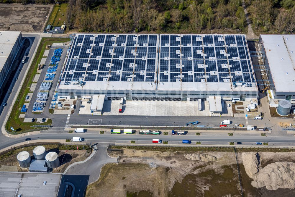 Aerial image Gelsenkirchen - High-bay warehouse building complex and logistics center on the premises of Ferdinand Bilstein GmbH + Co. KG in Gelsenkirchen at Ruhrgebiet in the state North Rhine-Westphalia, Germany