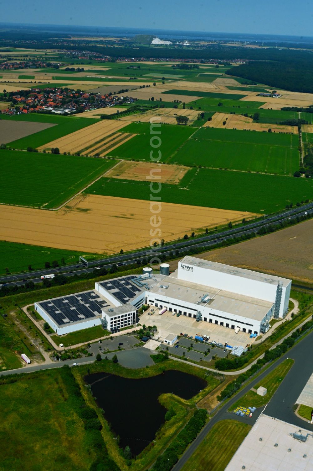 Aerial image Barsinghausen - High-bay warehouse building complex and logistics center on the premises of Laverana GmbH & Co. KG on street Laverastrasse in the district Bantorf in Barsinghausen in the state Lower Saxony, Germany