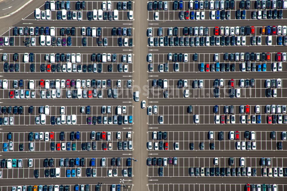 Aerial photograph Zülpich - High-bay warehouse building complex and logistics center on the premises of Wallenius Wilhelmsen ASA on street Richard-Lawson-Strasse in the district Geich in Zuelpich in the state North Rhine-Westphalia, Germany