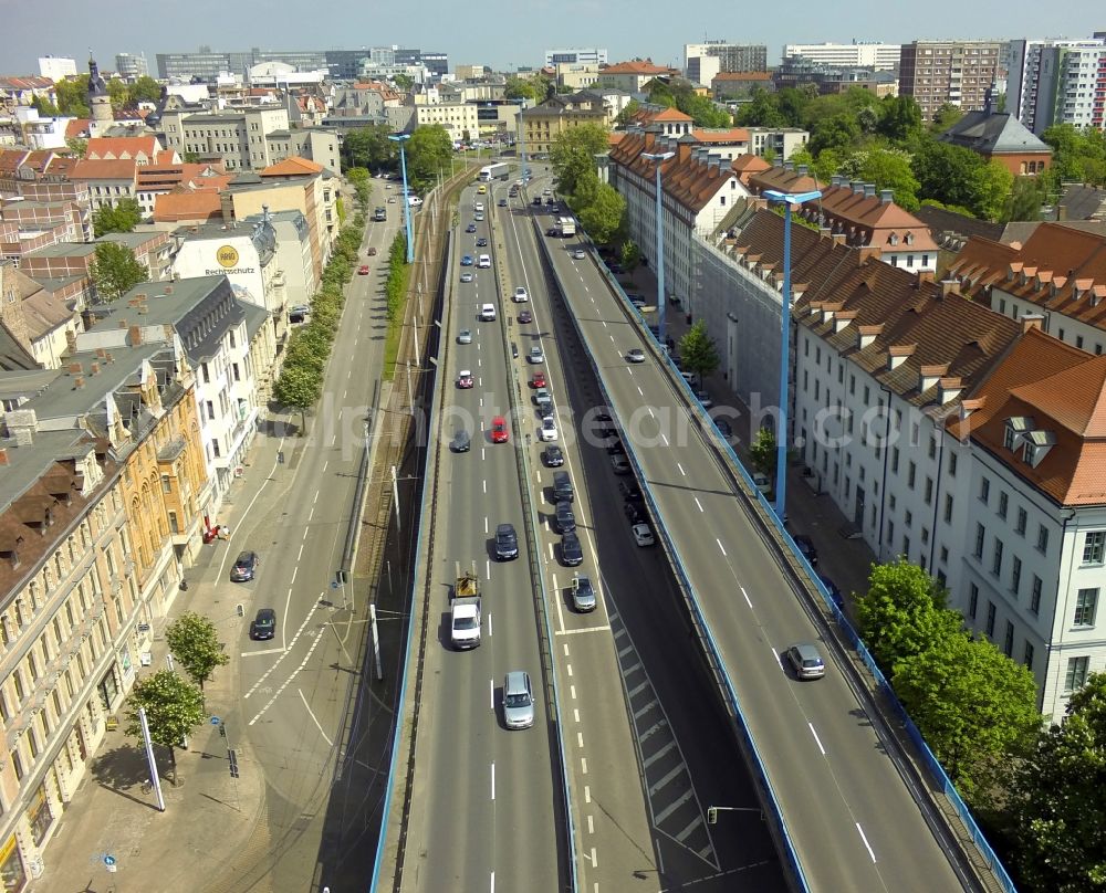 Halle (Saale) from the bird's eye view: View of the elevated road Magistrale in Halle ( Saale ) in the state Saxony-Anhalt