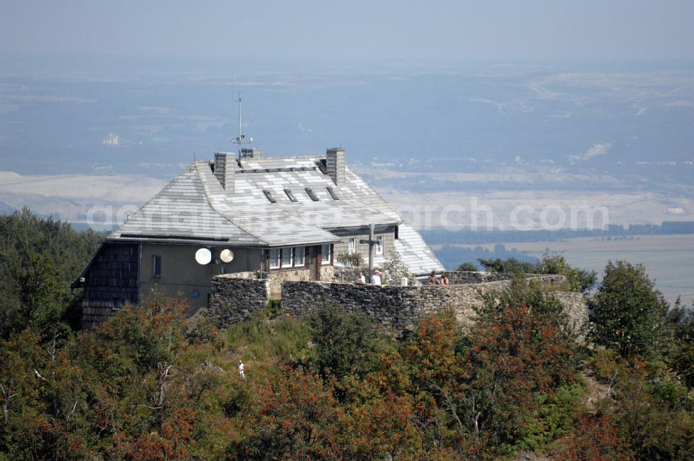 Oybin from above - Blick auf die Hochwaldbaude, eine Bergwirtschaft auf dem Hochwald, dem höchsten Berg vom Zittauer Gebirge. Kontakt: Inhaber Familie Grundmann, Tel. +49(0)35844 70232, Email: buchung@hochwaldbaude.de