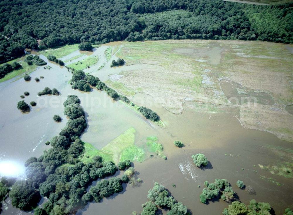 Magdeburg from above - 16.08.2002 Hochwasser am Elbebereich Magdeburg