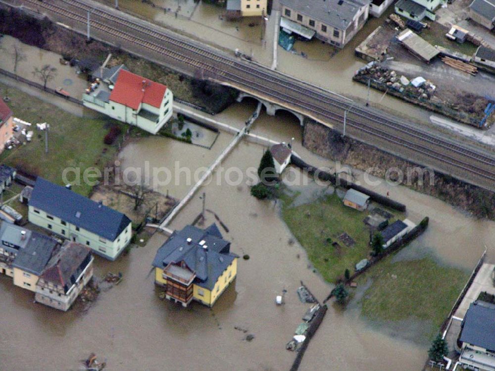 Bad Schandau from above - 31.03.2006 Bad Schandau; Hochwasser in Bad Schandau durch die Elbe entland der Bahnstrecke nach Krippen.