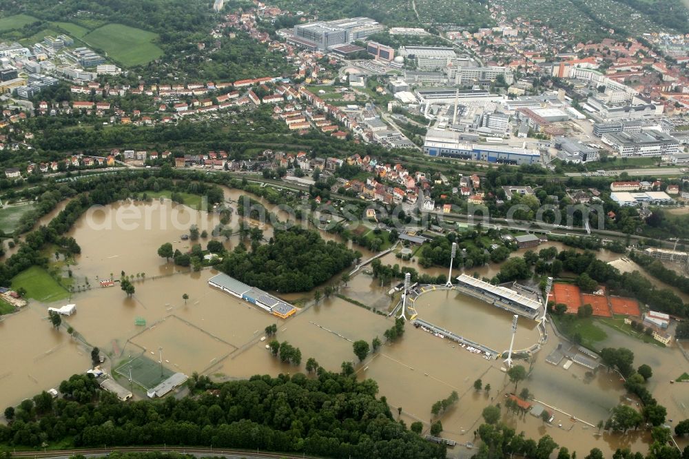 Jena from the bird's eye view: Flood disaster flood flooding of the Ernst-Abbe-sports field / stadium in the Oberaue in Jena in Thuringia