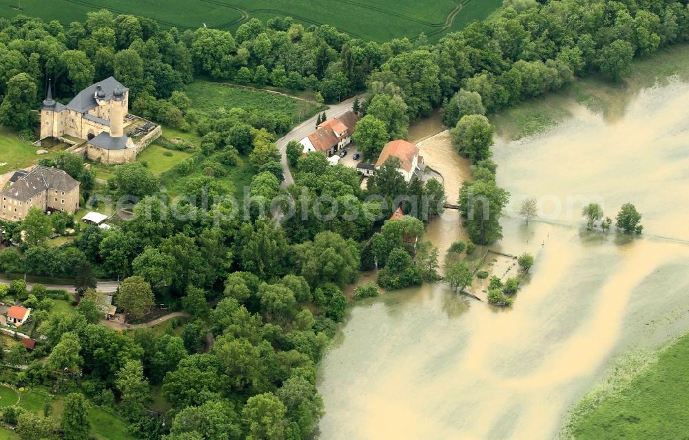 Aerial photograph Denstedt - Flood disaster flood flooding the banks of the river Ilm at the castle Denstedt the Ilm valley in Thuringia