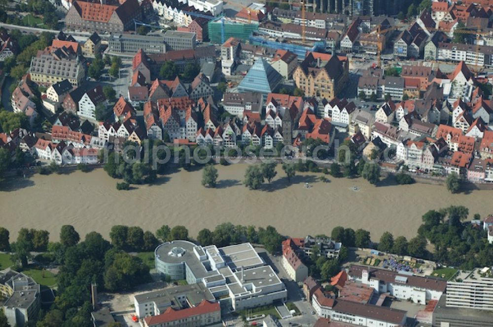 Neu-Ulm from the bird's eye view: Flood disaster flood levels on the Danube in Neu-Ulm in Bavaria