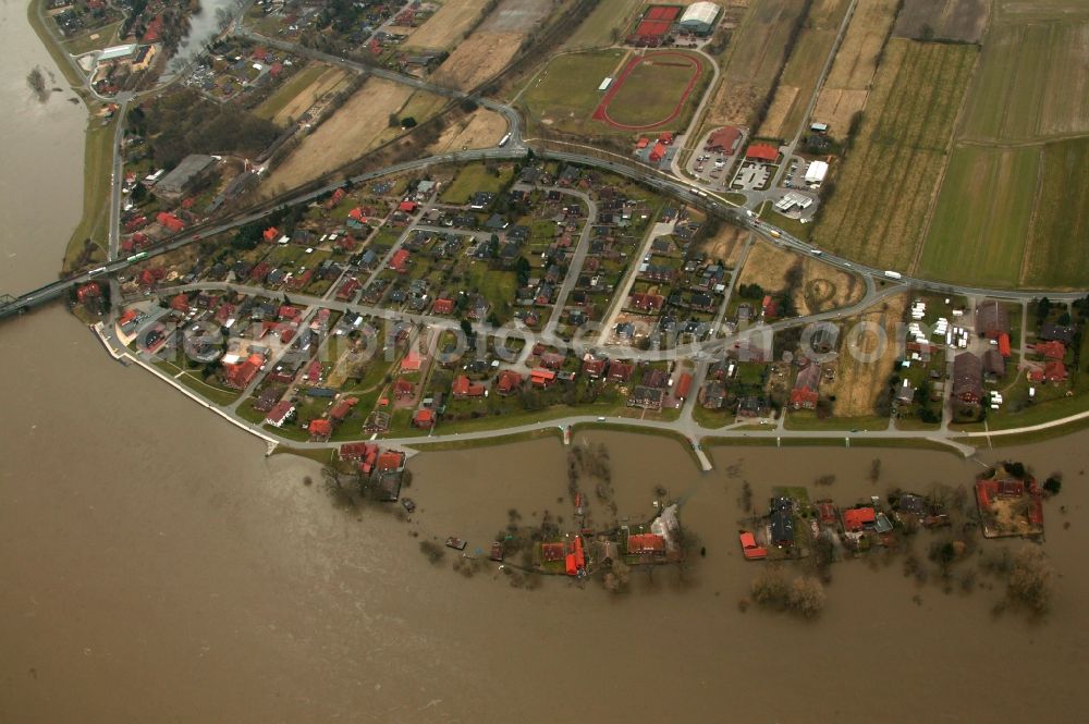 Lauenburg from above - Flood disaster on the banks of the Elbe River in the city of Lauenburg, in Schleswig-Holstein