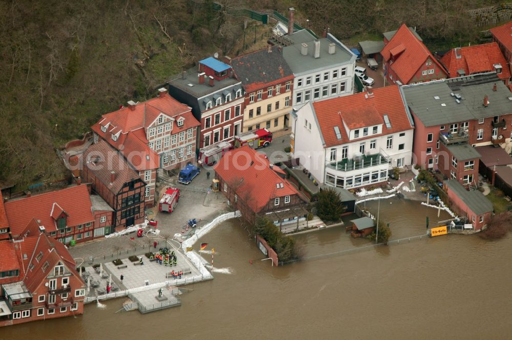 Aerial image Lauenburg - Flood disaster on the banks of the Elbe River in the city of Lauenburg, in Schleswig-Holstein