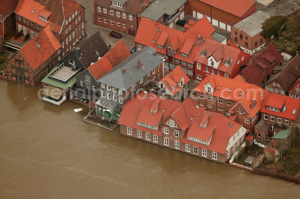 Lauenburg from above - Flood disaster on the banks of the Elbe River in the city of Lauenburg, in Schleswig-Holstein