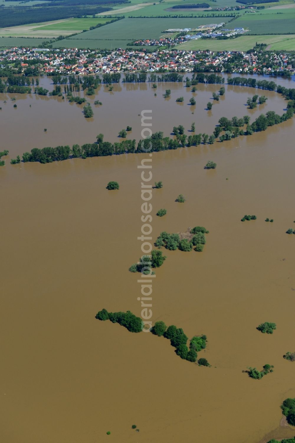 Aerial image Elster (Elbe) - Flood level - situation from flooding and overflow of the banks of the Elbe Elster (Elbe) in Saxony-Anhalt