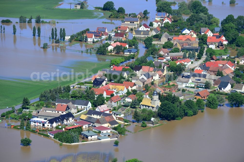 Aerial image Glaucha OT Oberglaucha - Flood level - situation from flooding and overflow of the bank of the Mulde in Glaucha destrict Oberglaucha inSaxony