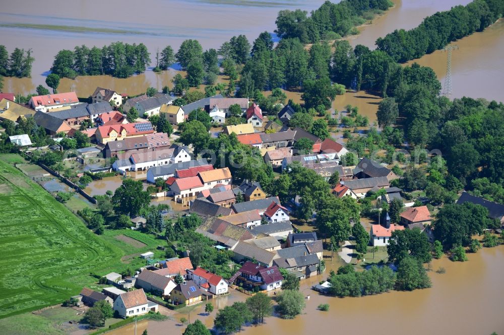 Aerial photograph Glaucha OT Oberglaucha - Flood level - situation from flooding and overflow of the bank of the Mulde in Glaucha destrict Oberglaucha inSaxony