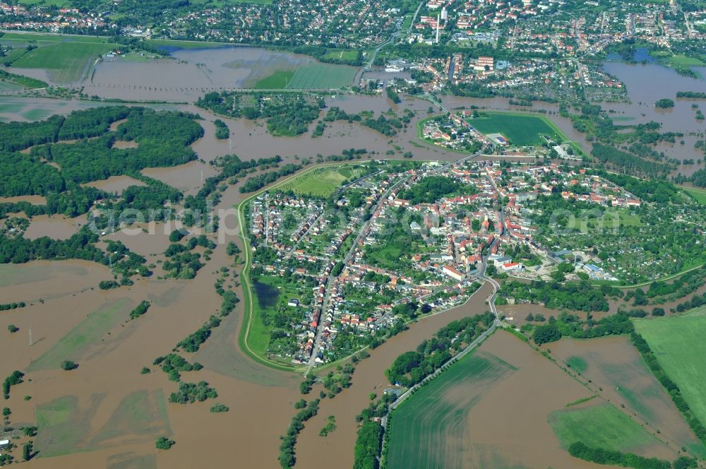 Aerial photograph Jeßnitz - Flood level - situation from flooding and overflow of the bank of the Mulde at Jeßnitz in Saxony-Anhalt