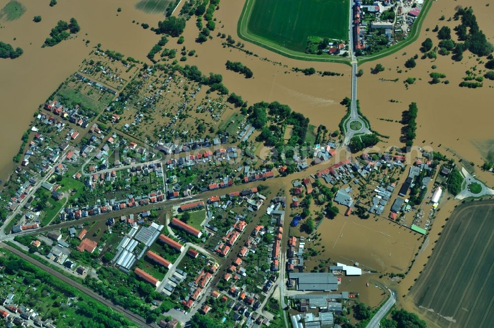 Aerial photograph Jeßnitz - Flood level - situation from flooding and overflow of the bank of the Mulde at Jeßnitz in Saxony-Anhalt