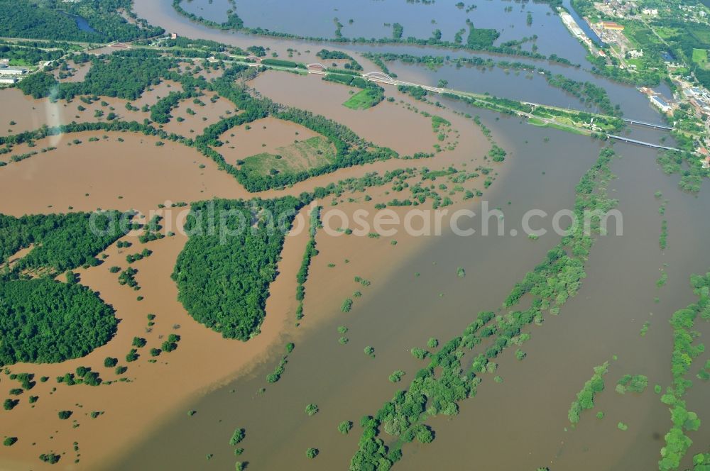 Aerial photograph Waldersee - Flood level - situation from flooding and overflow of the bank of the Mulde at Waldersee in Saxony-Anhalt