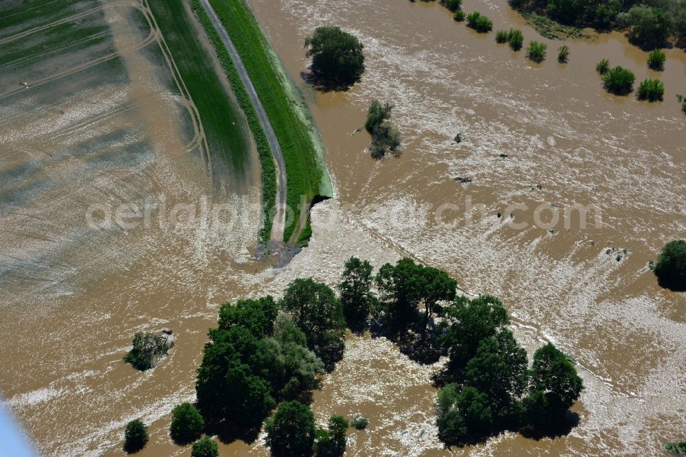 Aerial image Glaucha OT Oberglaucha - Flood level - situation from flooding and overflow of the bank of the Mulde in Glaucha destrict Oberglaucha in Saxony