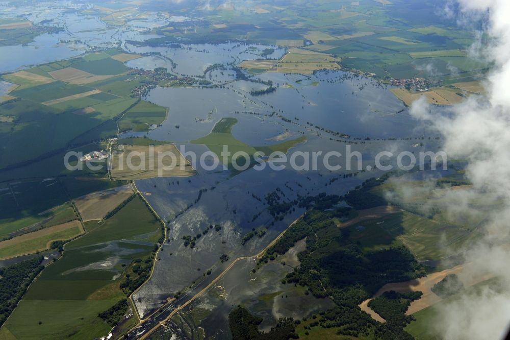 Rhinow from above - Flood level - situation by flooding the Havelaue west of Rhinow in Brandenburg