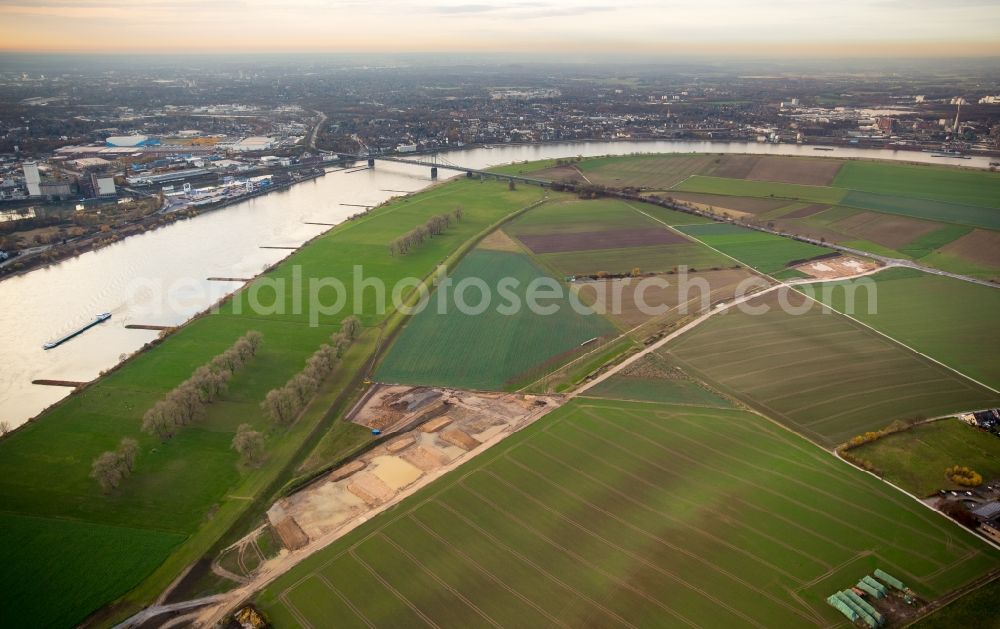 Duisburg from above - Flood - protective dam construction in the district Duisburg Sued in Duisburg in the state North Rhine-Westphalia, Germany