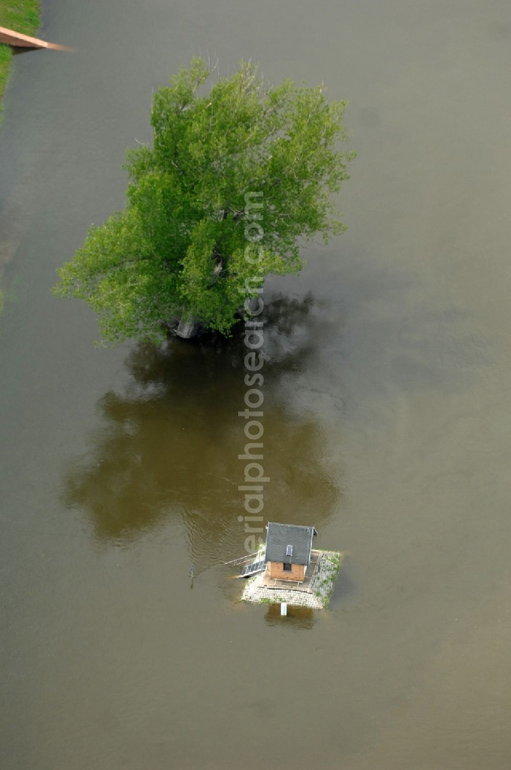 Aerial image Ratzdorf - Flood situation around and in the area in Ratzdorf in the state Brandenburg, Germany