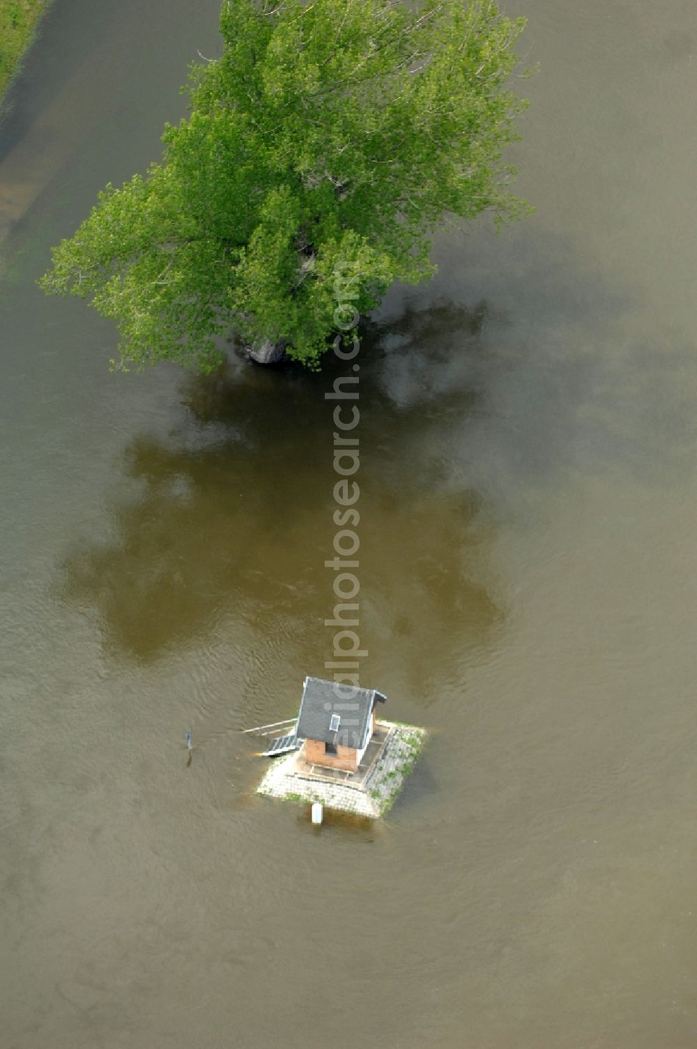 Aerial photograph Ratzdorf - Flood situation around and in the area in Ratzdorf in the state Brandenburg, Germany