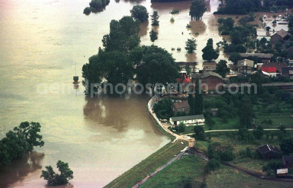 Aerial photograph Ratzdorf - Flood situation around and in the area in Ratzdorf in the state Brandenburg, Germany