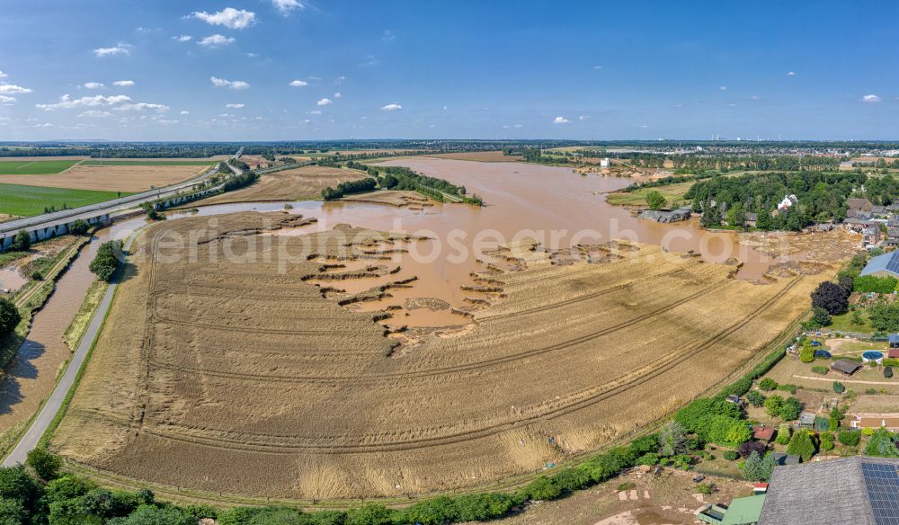 Erftstadt from above - Flood situation and flooding, all-rousing and infrastructure-destroying masses of brown water in Erftstadt in the state North Rhine-Westphalia, Germany