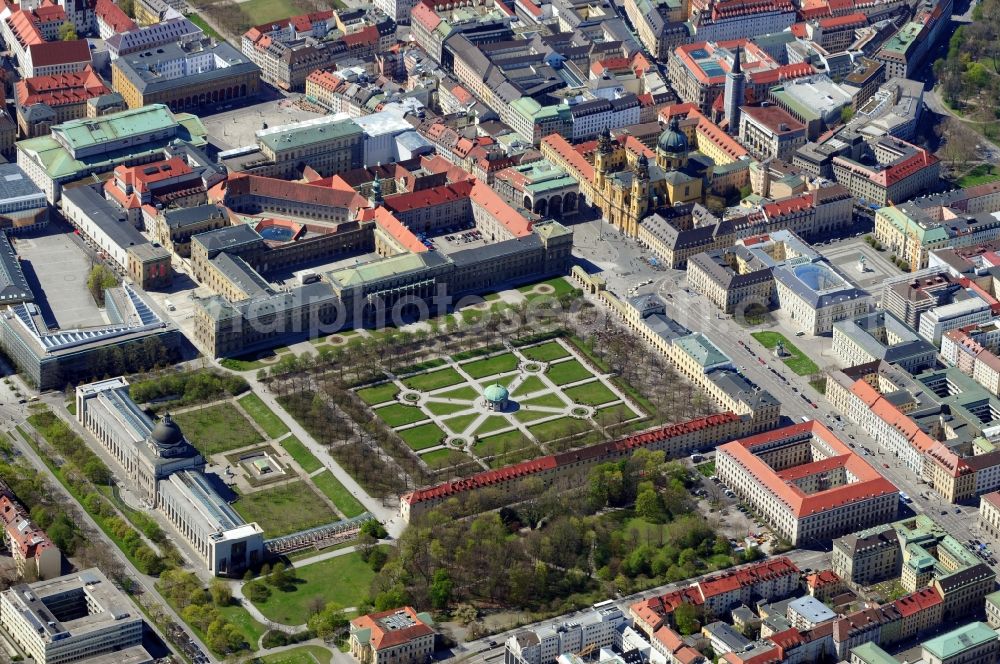 München from the bird's eye view: View of the Hofgarten in Munich in the state Bavaria