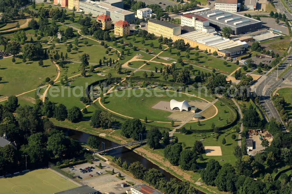 Gera from above - The park Hofwiesenpark with view of the Veolia stage and the river Weiße Elster in Gera in Thuringia. The park Hofwiesenpark separates the western city center from the district Untermhaus