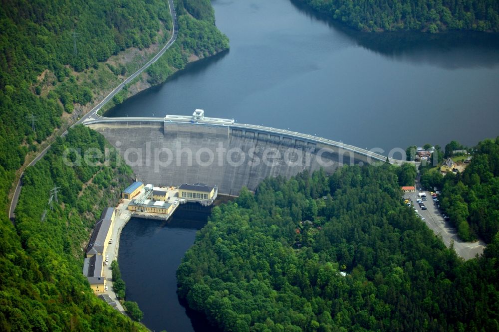 Hohenwarte from the bird's eye view: View of the Hohenwarte reservoir and the Hohenwarte Dam in Hohenwarte in the district Saalfeld-Rudolstadt, in Thuringia, Germany. Operator is the Vattenfall Europe AG