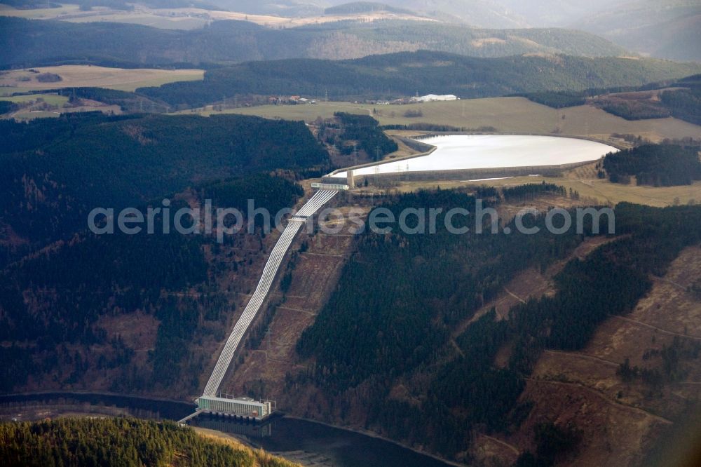 Hohenwarte from the bird's eye view: View of the Hohenwarte reservoir and the Hohenwarte Dam in Hohenwarte in the district Saalfeld-Rudolstadt, in Thuringia, Germany. Operator is the Vattenfall Europe AG