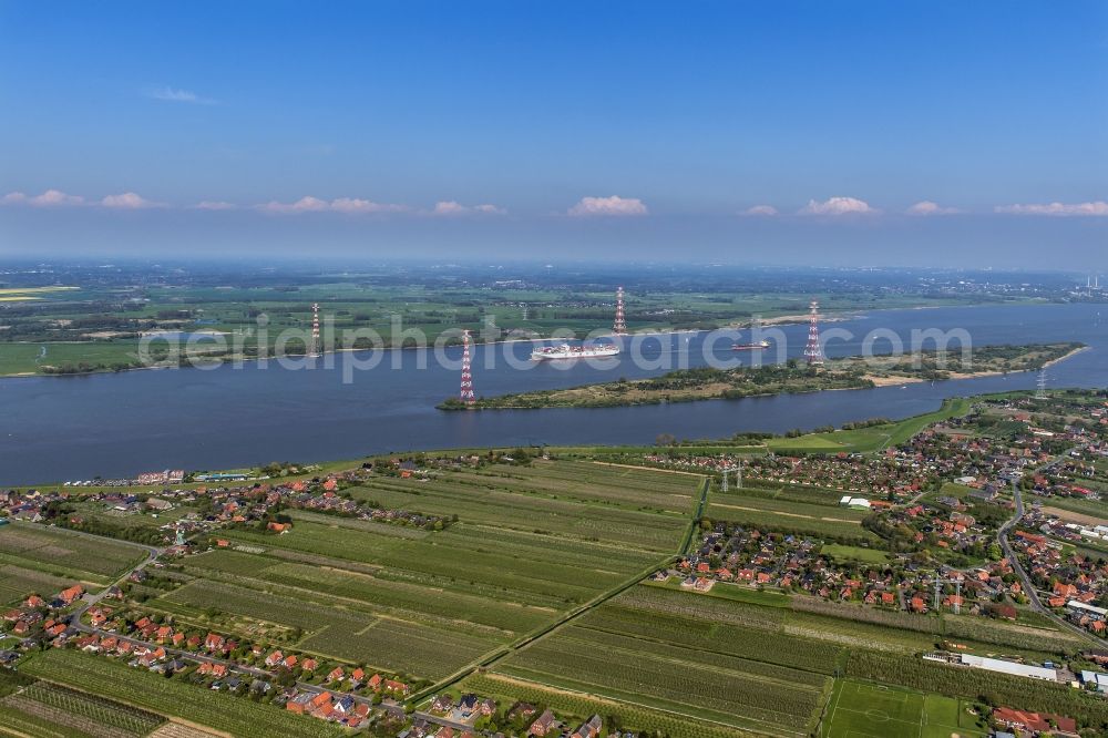 Hollern-Twielenfleth from above - Location in the fruit-growing area Altes Land Hollern Twielenfleth in the federal state of Lower Saxony, Germany