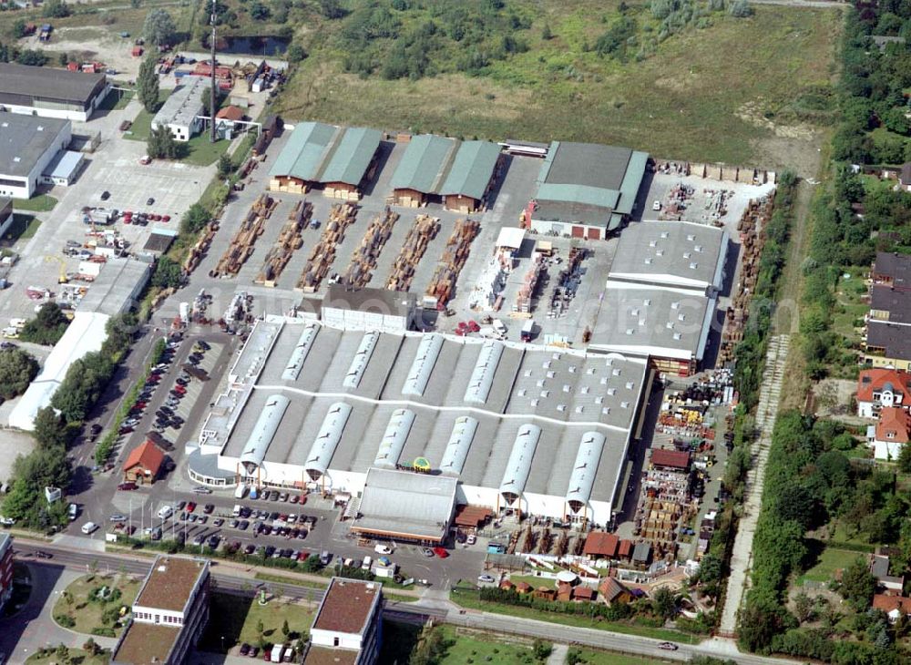 Berlin - Hellersdorf from above - 20.08.2002 Holzmarkt der Fa. Holz - Possling GmbH & Co. KG an der Landsberger Straße 9 in 12623 BERLIN.