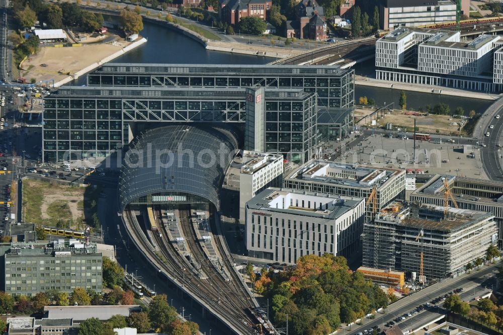 Berlin from above - City view with part of new construction - projects Berlin Central Station in Berlin