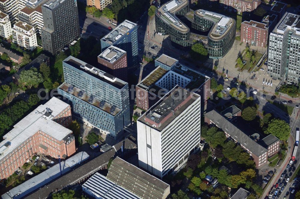 Aerial photograph Hamburg - Hotel and office building-ensemble at Luebeckertordamm in Hamburg. The picture shows the new buildings of the Suite Novotel Hamburg City and the student center HAW Hamburg