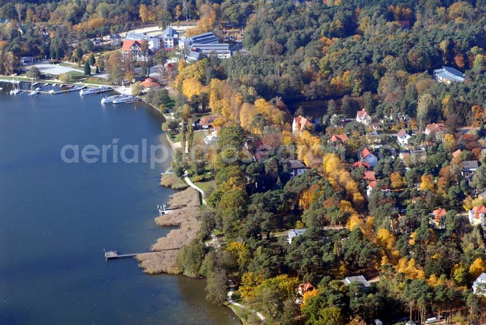 Aerial image Bad Saarow - Blick auf das Hotel Esplanade Resort & Spa in der Seestr. 49 in 15526 Bad Saarow. Bad Saarow ist seit über 100 Jahren das Zentrum einer einzigartigen Erholungs- und Kulturlandschaft vor den Toren der Hauptstadt Berlin. Direkt am Scharmützelsee liegt das neue Resort & Spa Hotel Esplanade mit seinen 191 Zimmern sowie einem modernen Spa- und Konferenzbereich.