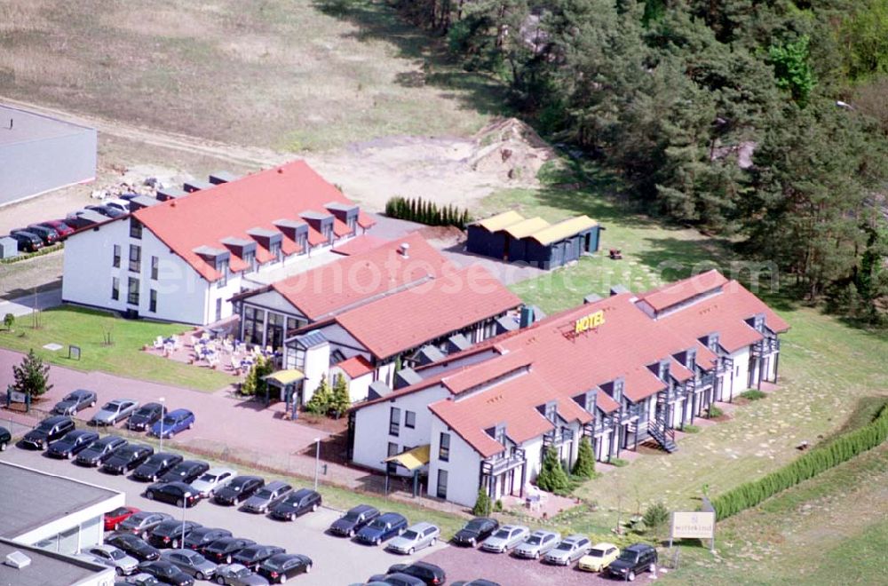 Aerial photograph Burg/Sachsen-Anhalt - Hotel im Gewerbegebiet Burg-Süd in Sachsen-Anhalt. Hotel u. Restaurant Wittekind GmbH Im neuen Gewerbepark An den Krähenbergen 2 39288 Burg Tel.:0 39 21 / 92 39 - 0 Fax.:0 39 21 / 92 39 - 39