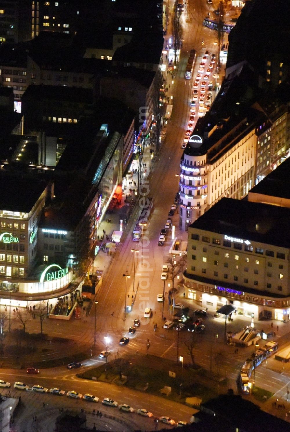 Aerial image München - Night view Hotel Koenigshof and Galeria Kaufhof on space Ensemble Karlsplatz Stachus Bayerstrasse in inner city center in Munich in Bavaria