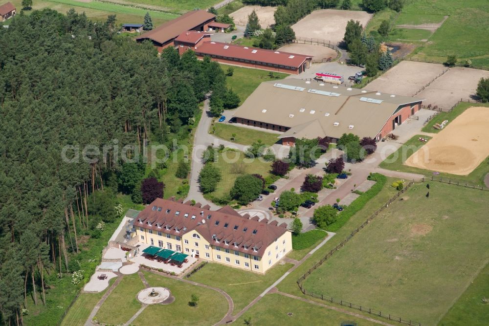 Aerial image Niemegk - Hotel and Building of stables Neuendorf in Niemegk in the state Brandenburg, Germany