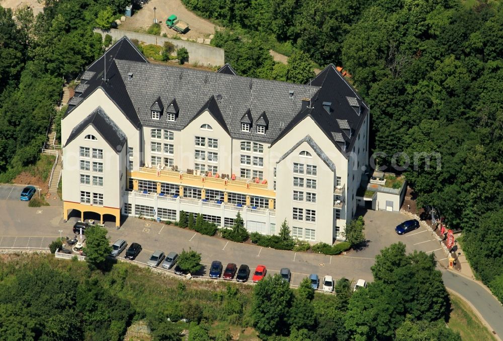 Bad Frankenhausen/Kyffhäuser from above - The hotel residence is situated in Bad Frankenhausen on the southern slope of the Kyffhaeuser in Thuringia. The hotel in the spa resort pampers its guests with an extensive wellness program. In the Venus thermal spa massages, relaxation and brine baths are offered. The hotel is part of Bachmann operating company