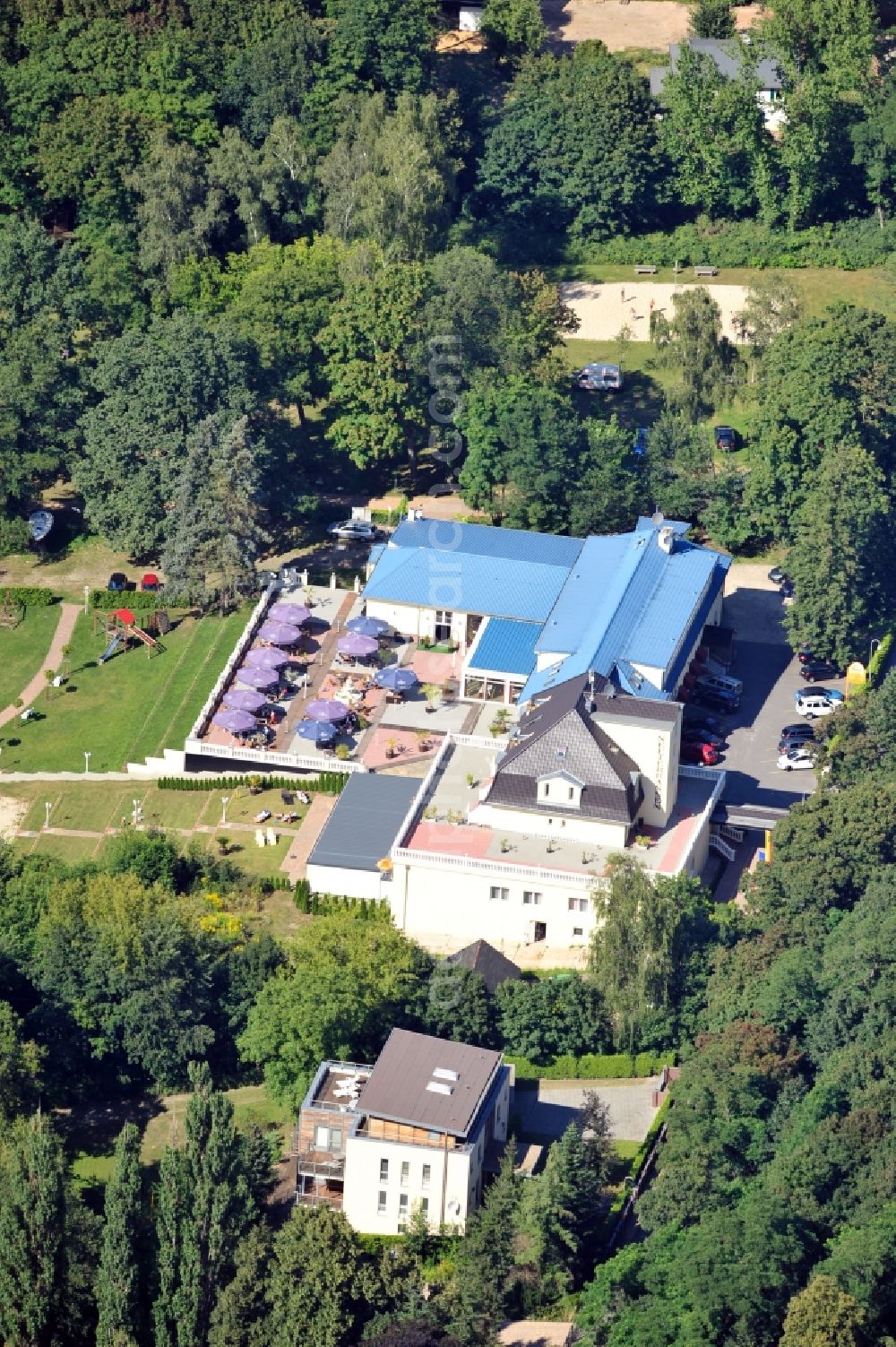 Dienstdorf-Radlow from the bird's eye view: View of the Hotel am See at Scharmützelsee in Diensdorf-Radlow in Brandenburg