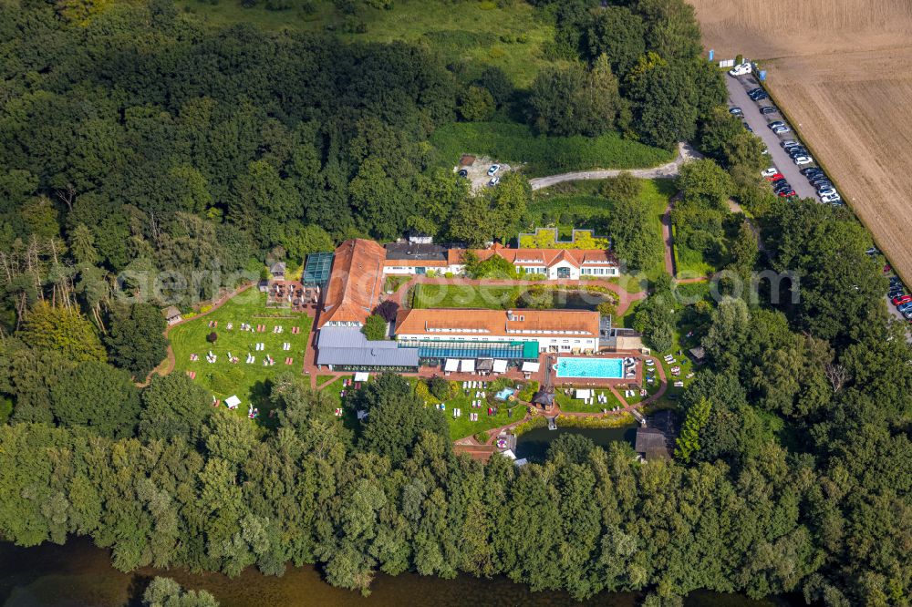 Aerial photograph Hamm - Complex of the hotel building Gut Sternholz on street Lippestrasse in the district Norddinker in Hamm at Ruhrgebiet in the state North Rhine-Westphalia, Germany