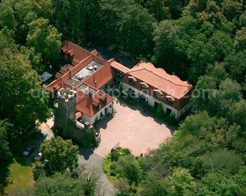 Aerial photograph Großenhain - Building complex of the hotel complex Hotel Kupferberg with observation tower and former caretaker's house in Grossenhain in the state Saxony, Germany