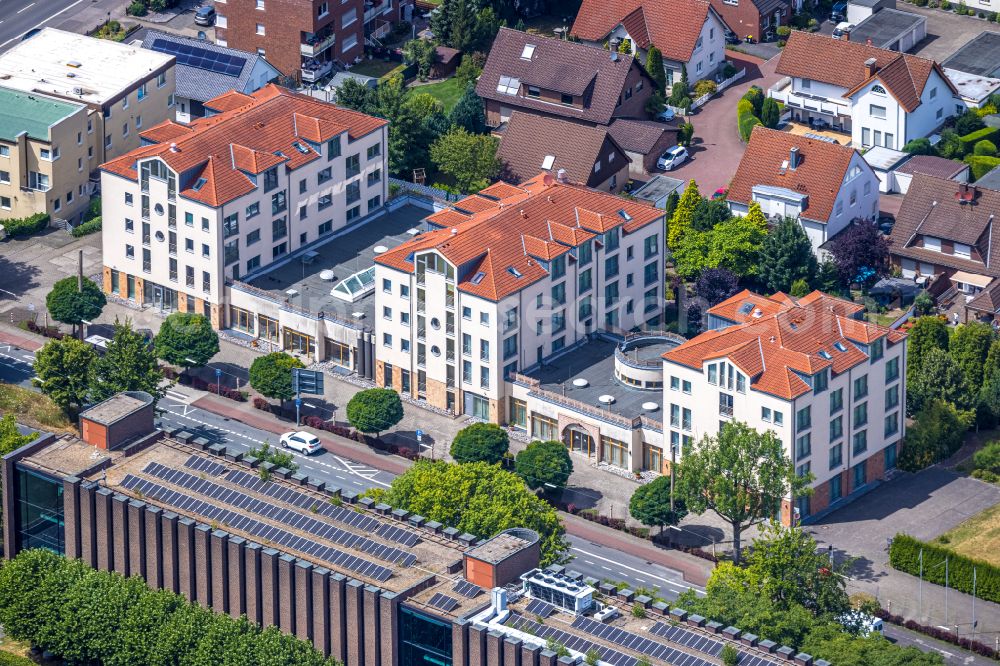 Aerial photograph Castrop-Rauxel - Complex of the hotel building Hotel Raj Mahal on place Europaplatz in the district Bladenhorst in Castrop-Rauxel at Ruhrgebiet in the state North Rhine-Westphalia, Germany